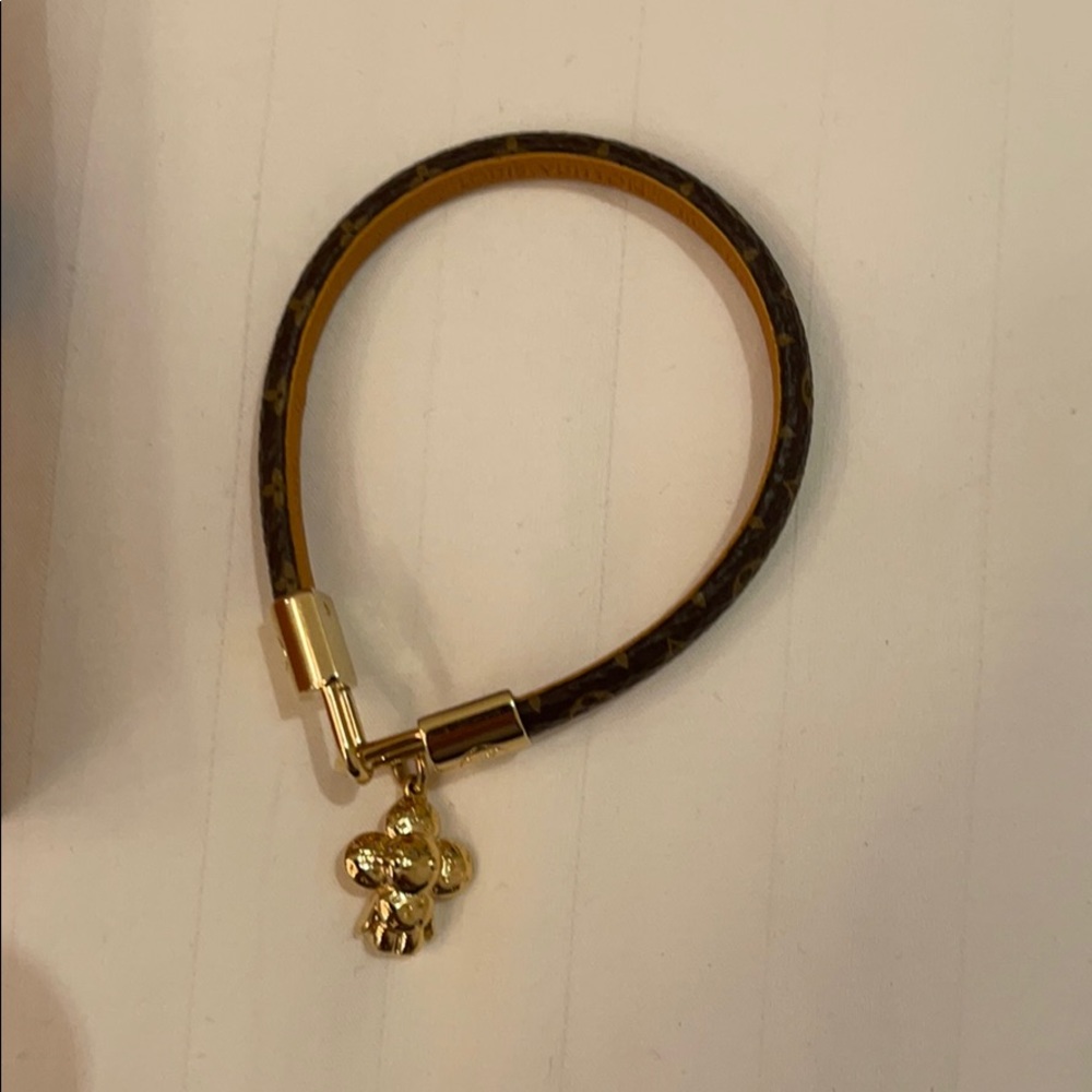 BNIB LV Tribute Vivienne Bracelet